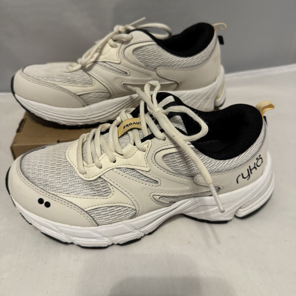 Ryka‎ Womens Invoke White Walking Shoes Size 6.5